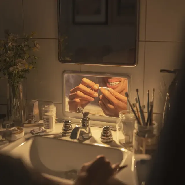 Fixing a Surprise Dental Mishap with a Tooth Repair Kit - Customer Stories | Laravel